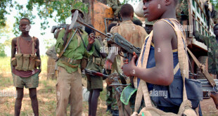 sudanese-child-soldiers-in-the-sudan-peoples-liberation-army-southern-CE8BJH