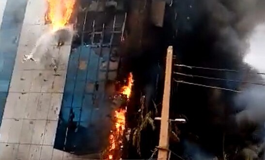 Central Bank in Khartoum on fire
Photo Credit: Agenzia Nova